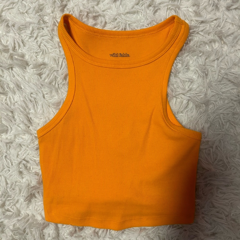 orange tank top